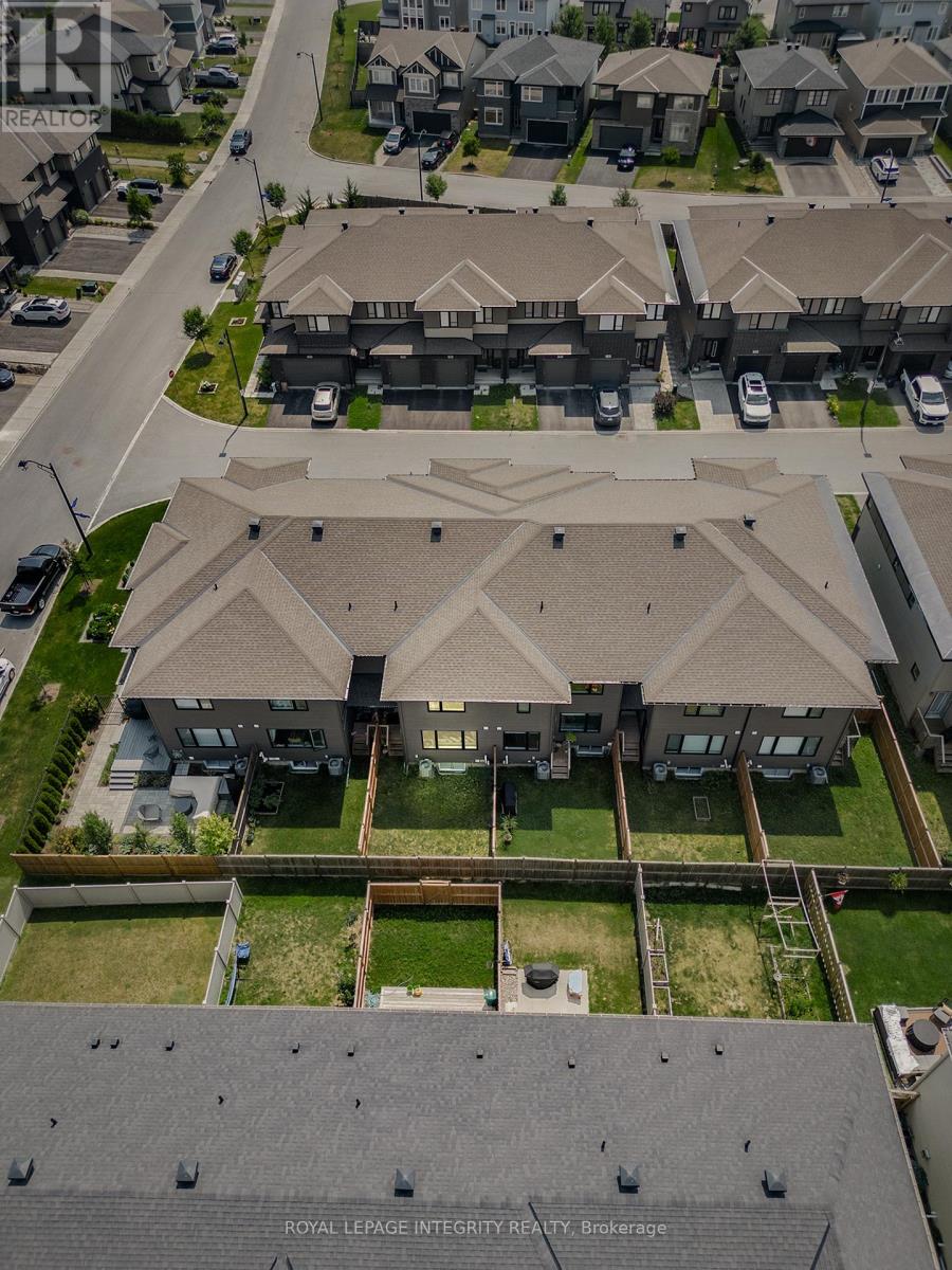 14 Hackney Private