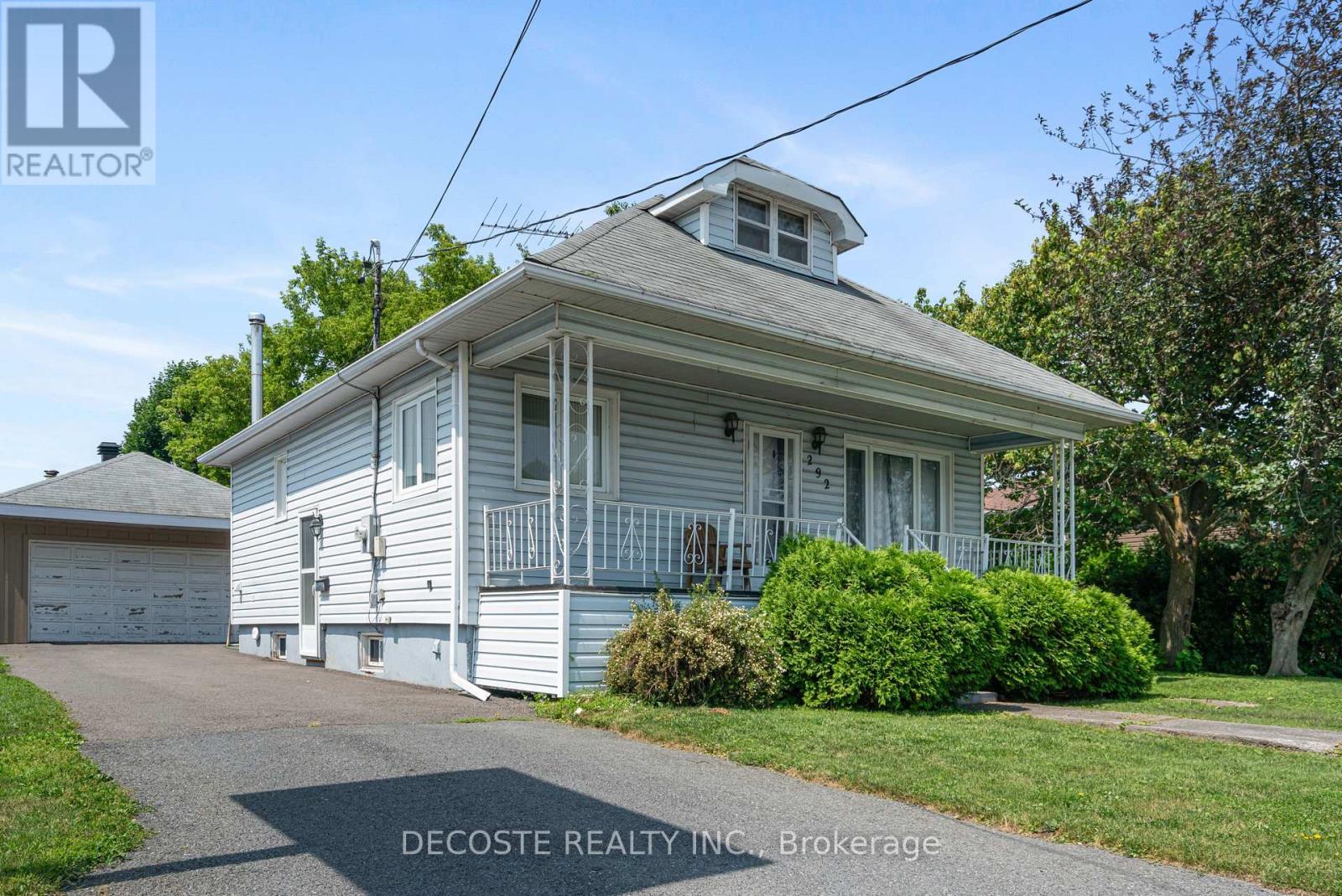 292 Main Street