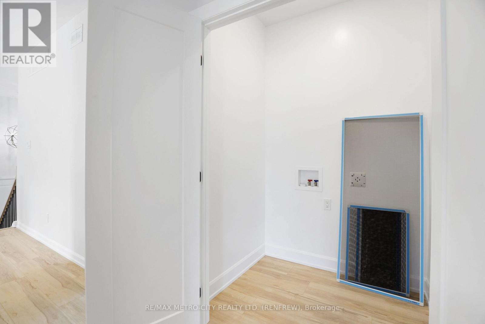 27 Tinswood Road