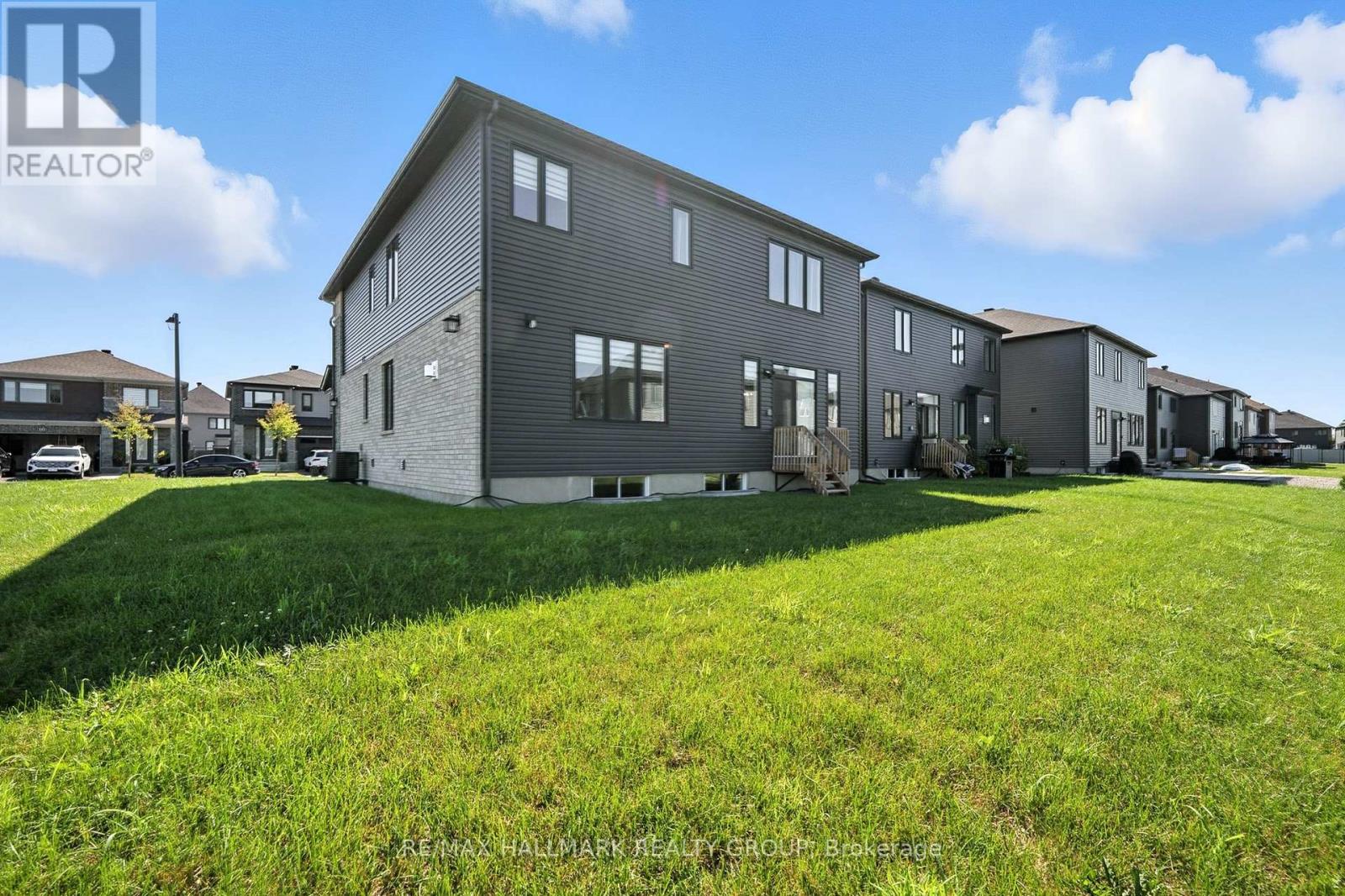 547 Anchor Circle