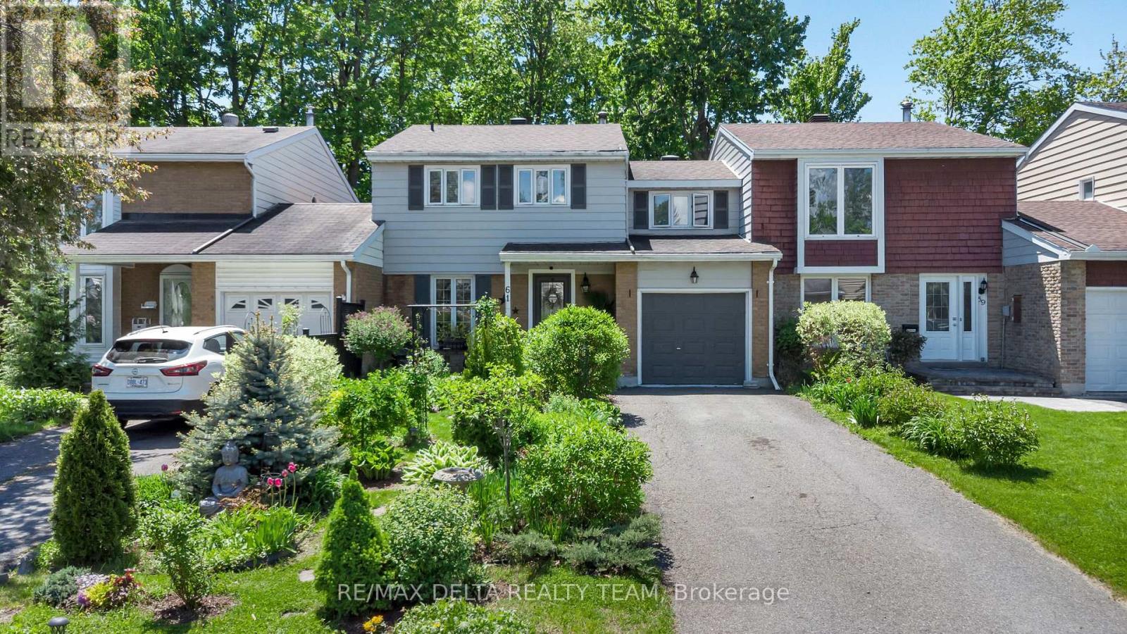 61 Valewood Crescent