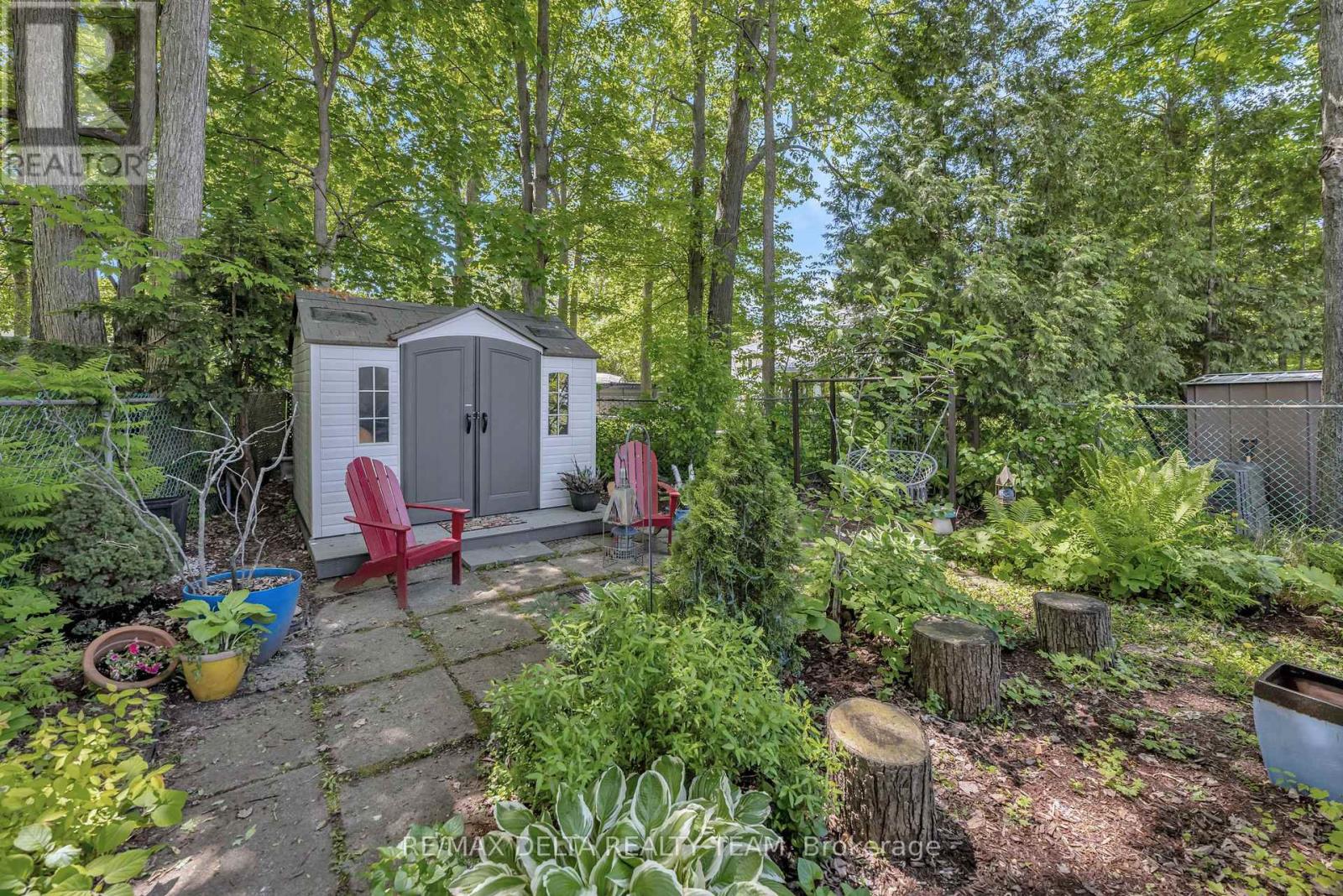 61 Valewood Crescent