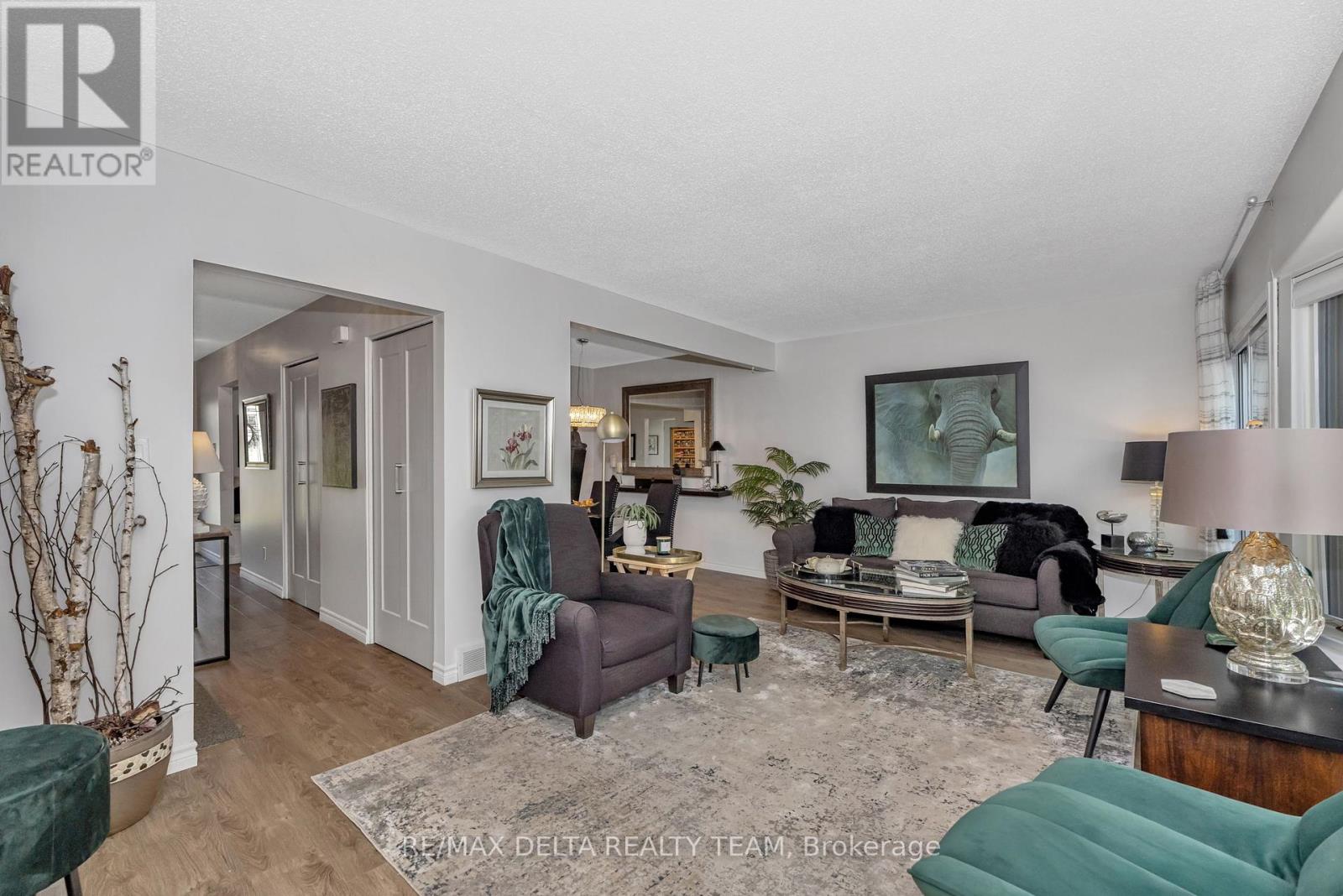 61 Valewood Crescent