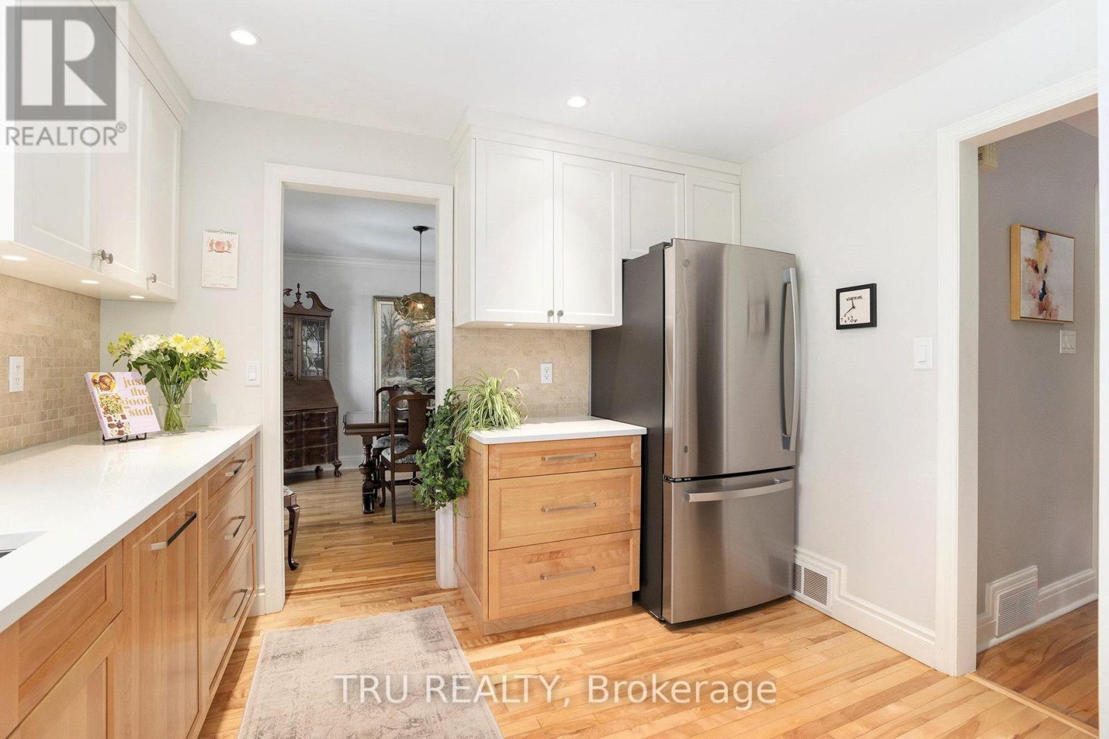 36 Bullock Avenue Ne