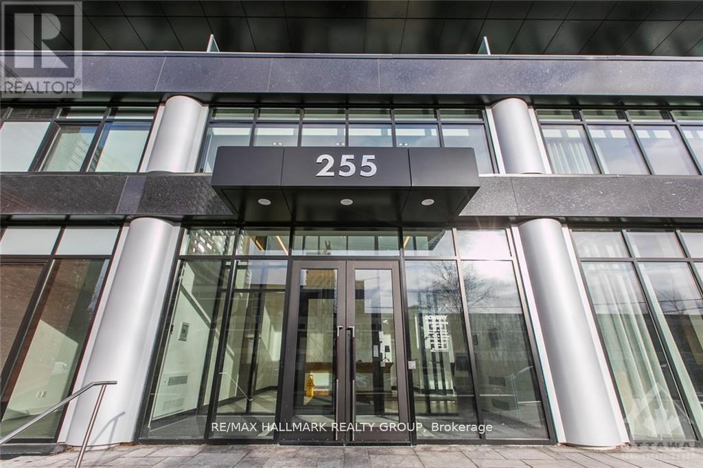 905 - 255 Bay Street, Ottawa