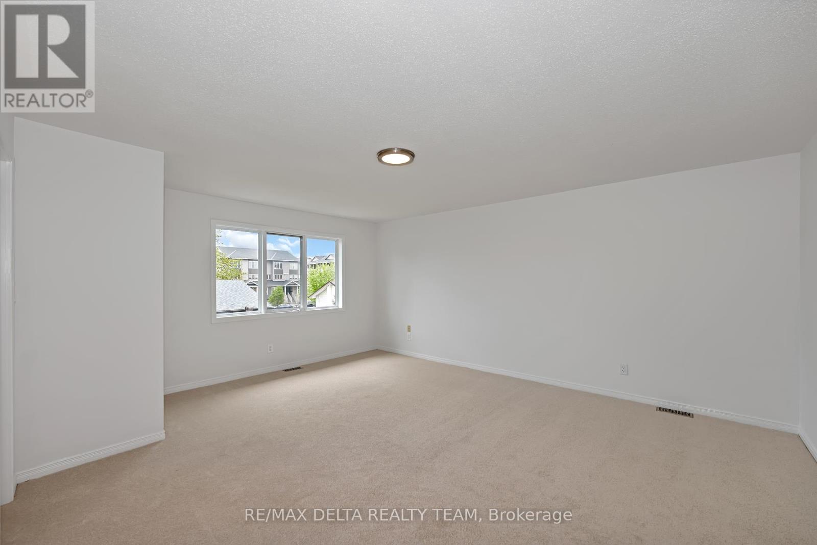 551 Casabella Drive