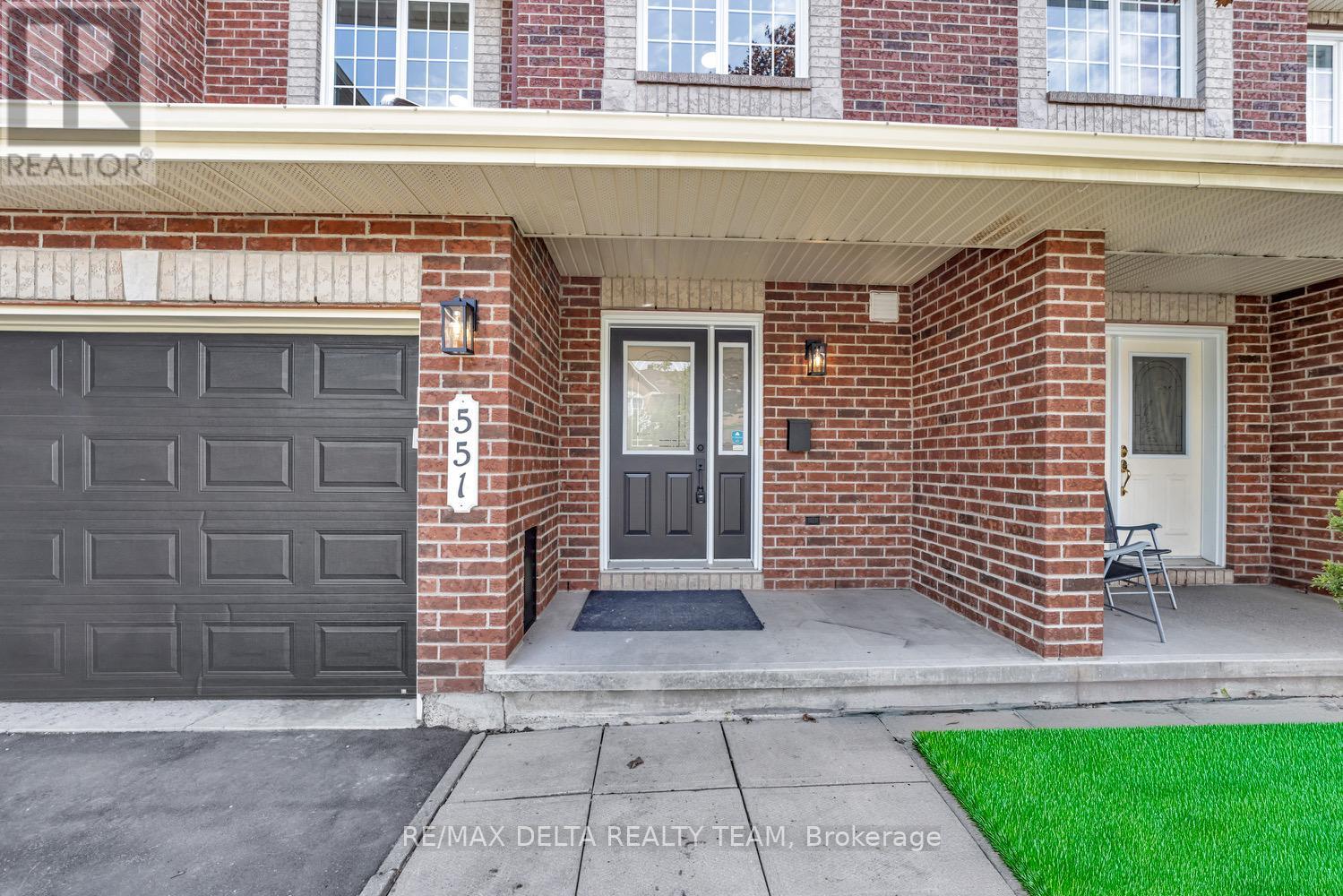 551 Casabella Drive