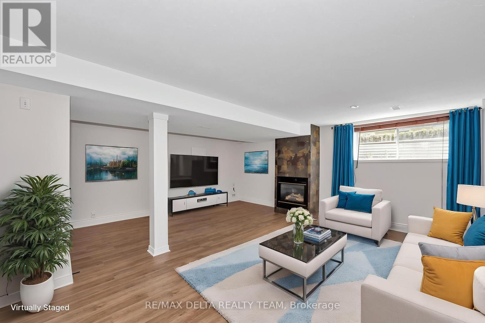 551 Casabella Drive