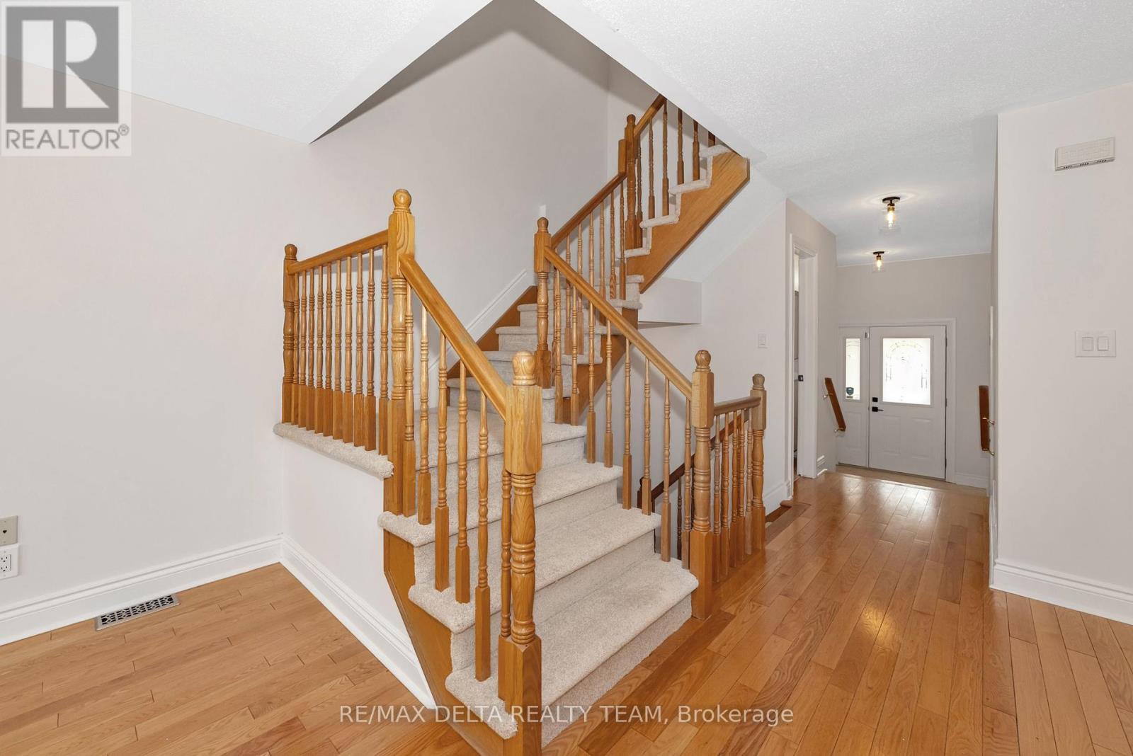 551 Casabella Drive