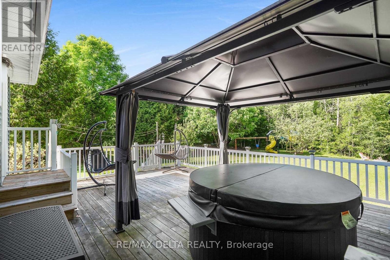1133 Hemlock Street