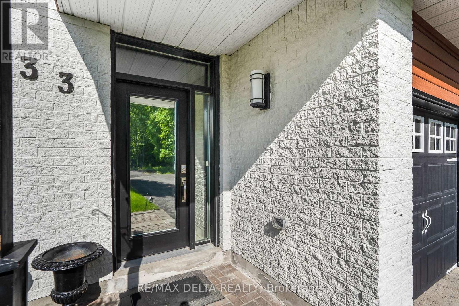 1133 Hemlock Street