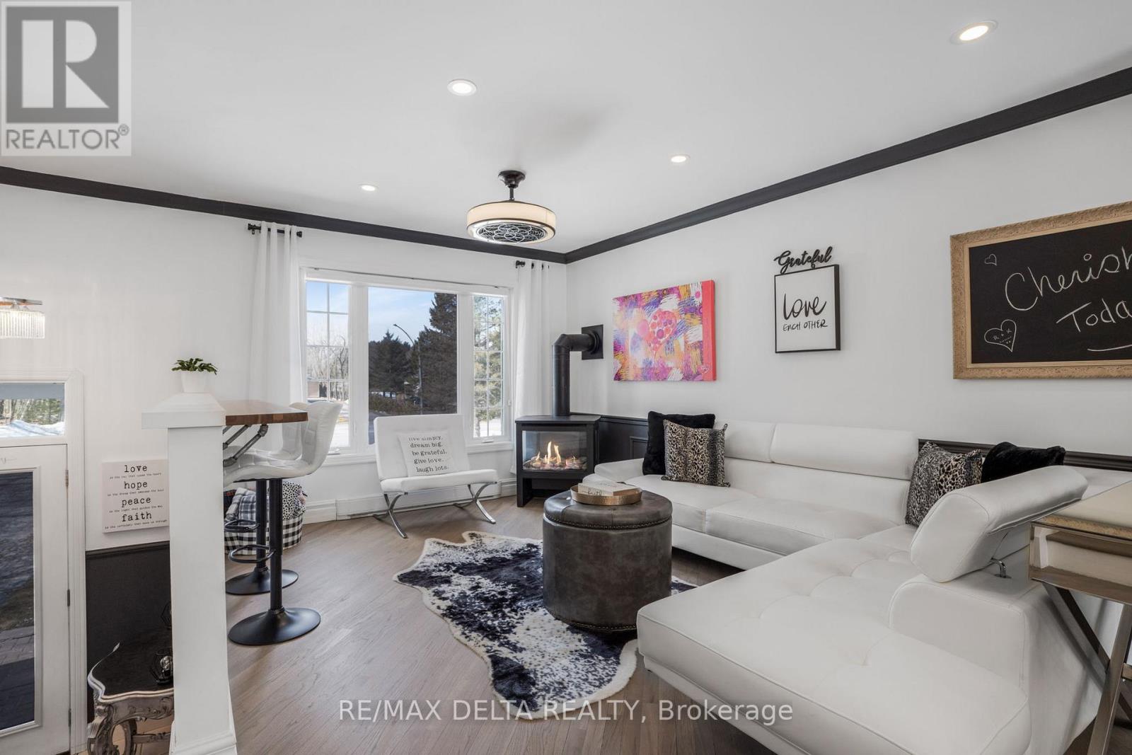1133 Hemlock Street