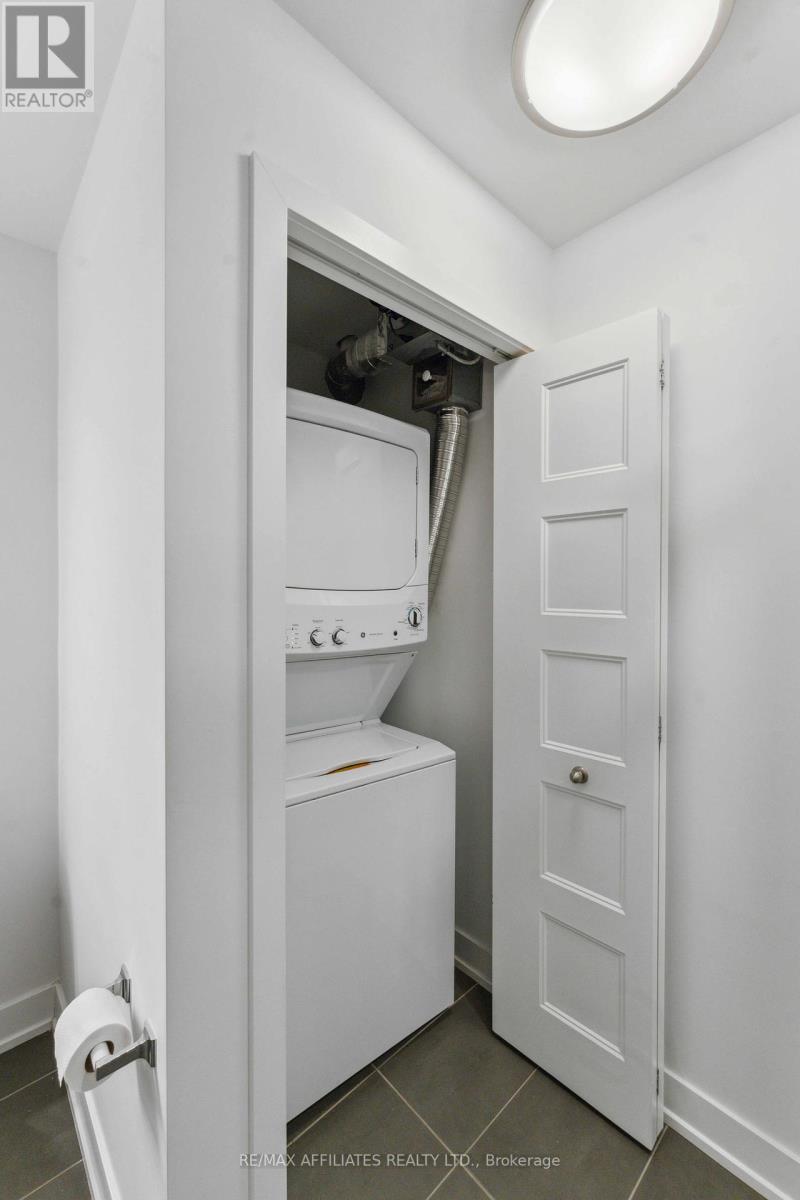 1103 - 200 Inlet Private