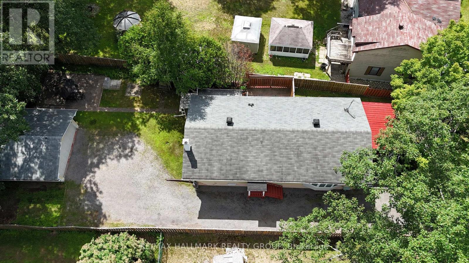 266 Baldwin Street