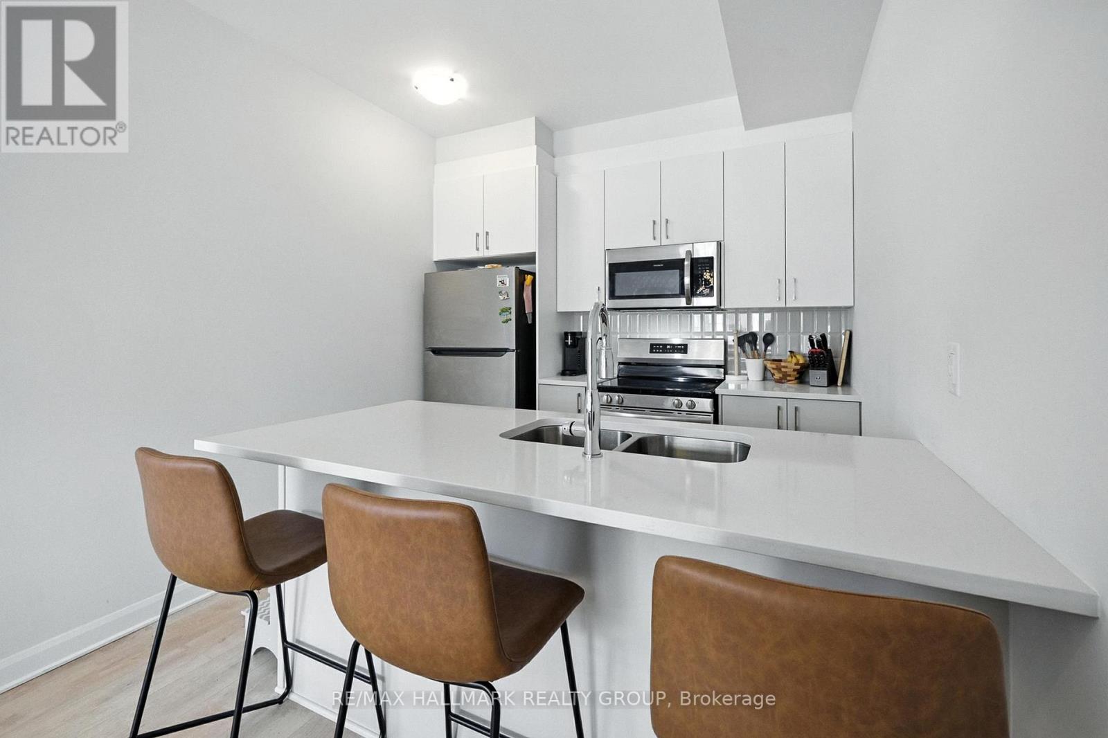 702 Confluence Walk