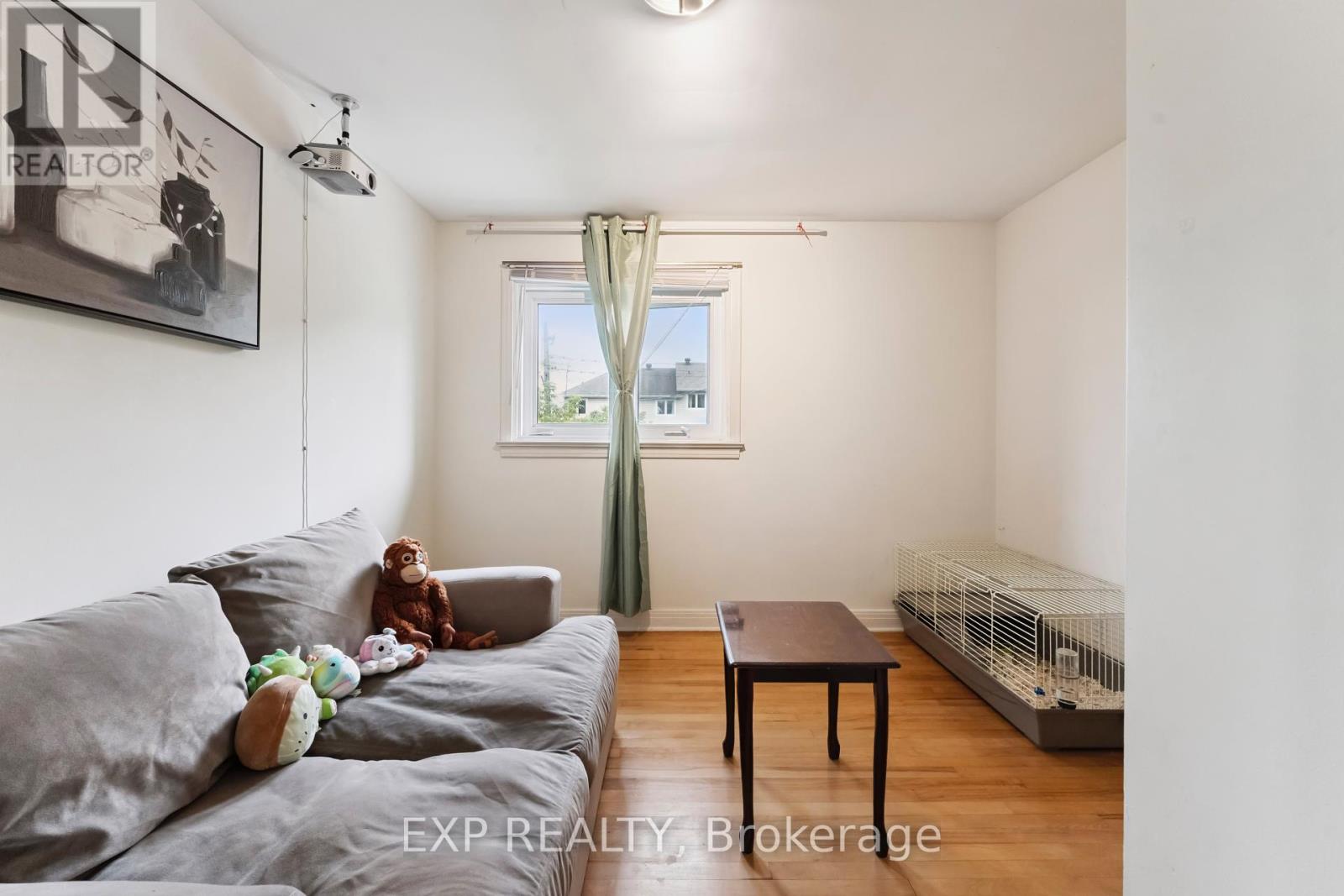1395 Caldwell Avenue
