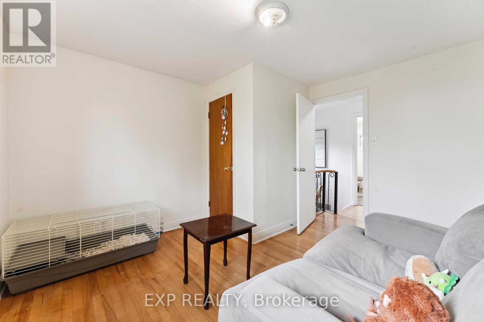 1395 Caldwell Avenue