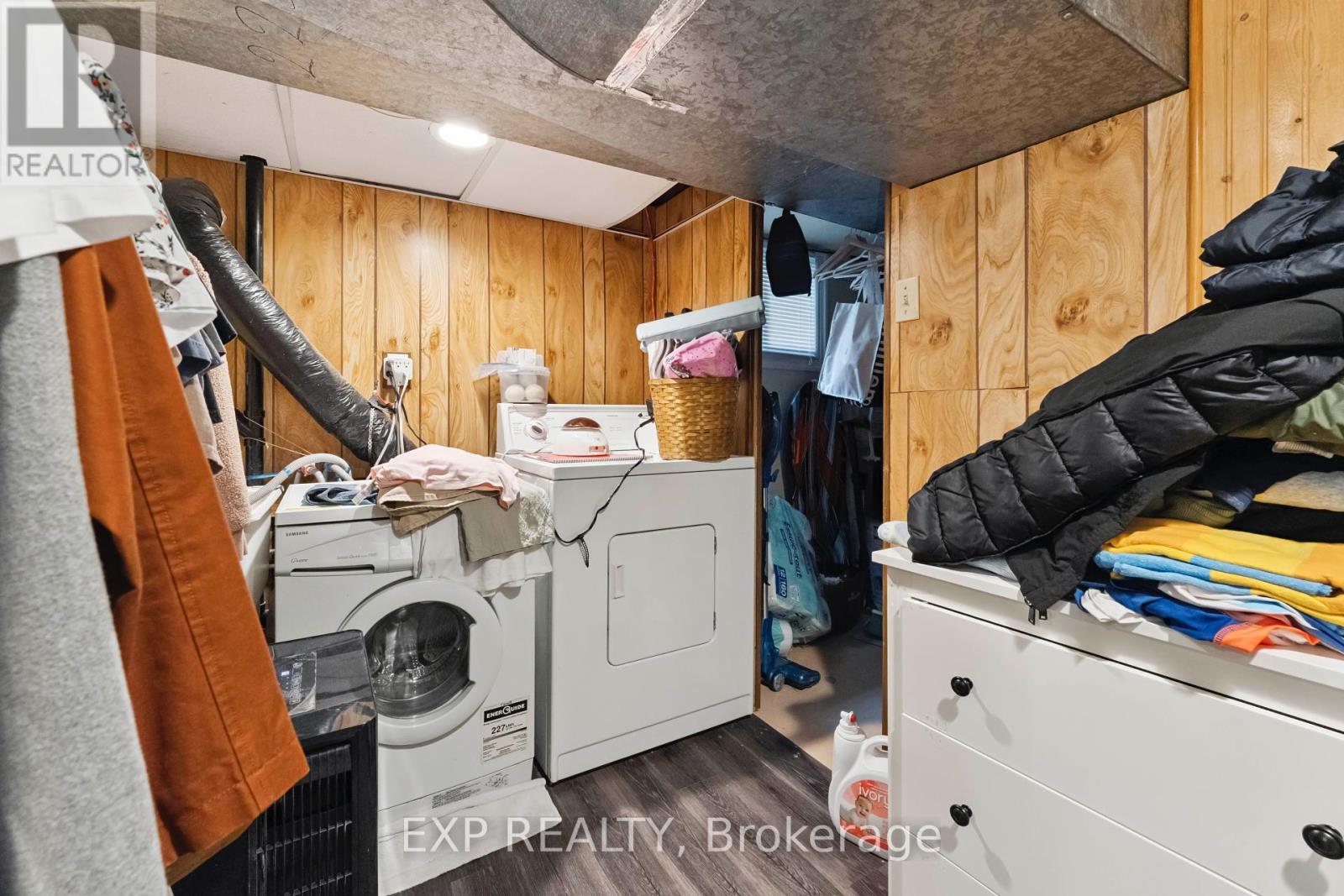 1395 Caldwell Avenue
