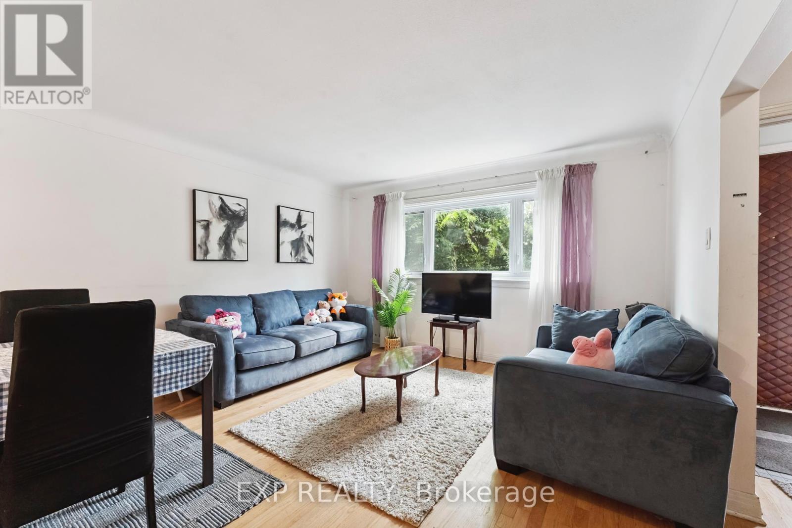 1395 Caldwell Avenue