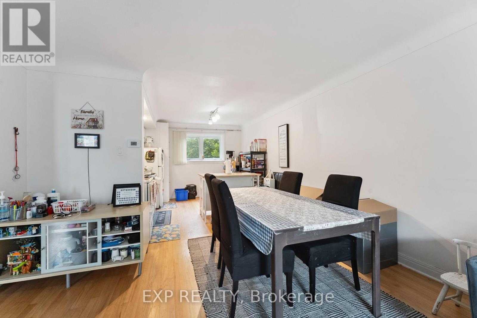 1395 Caldwell Avenue