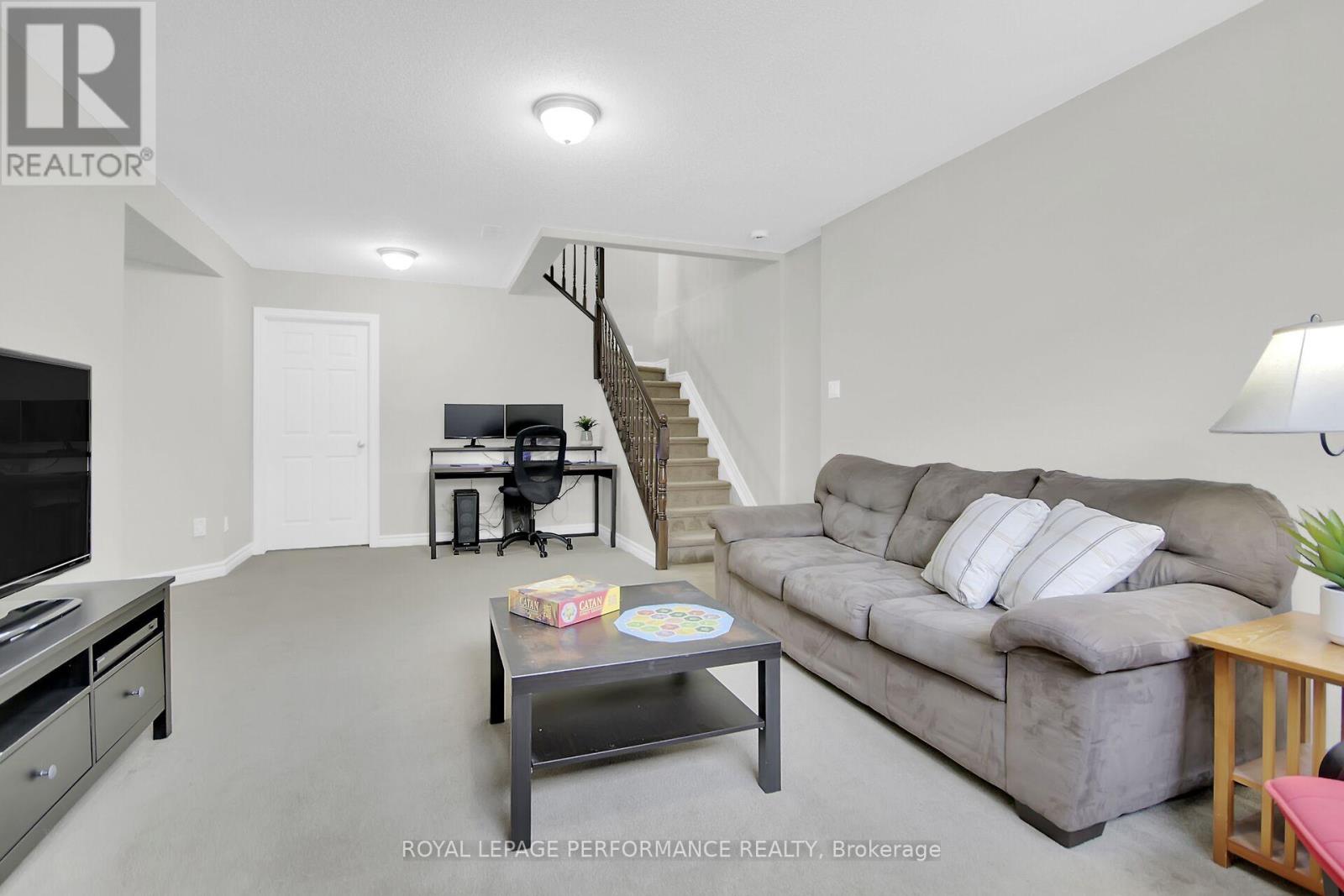 895 Ashenvale Way