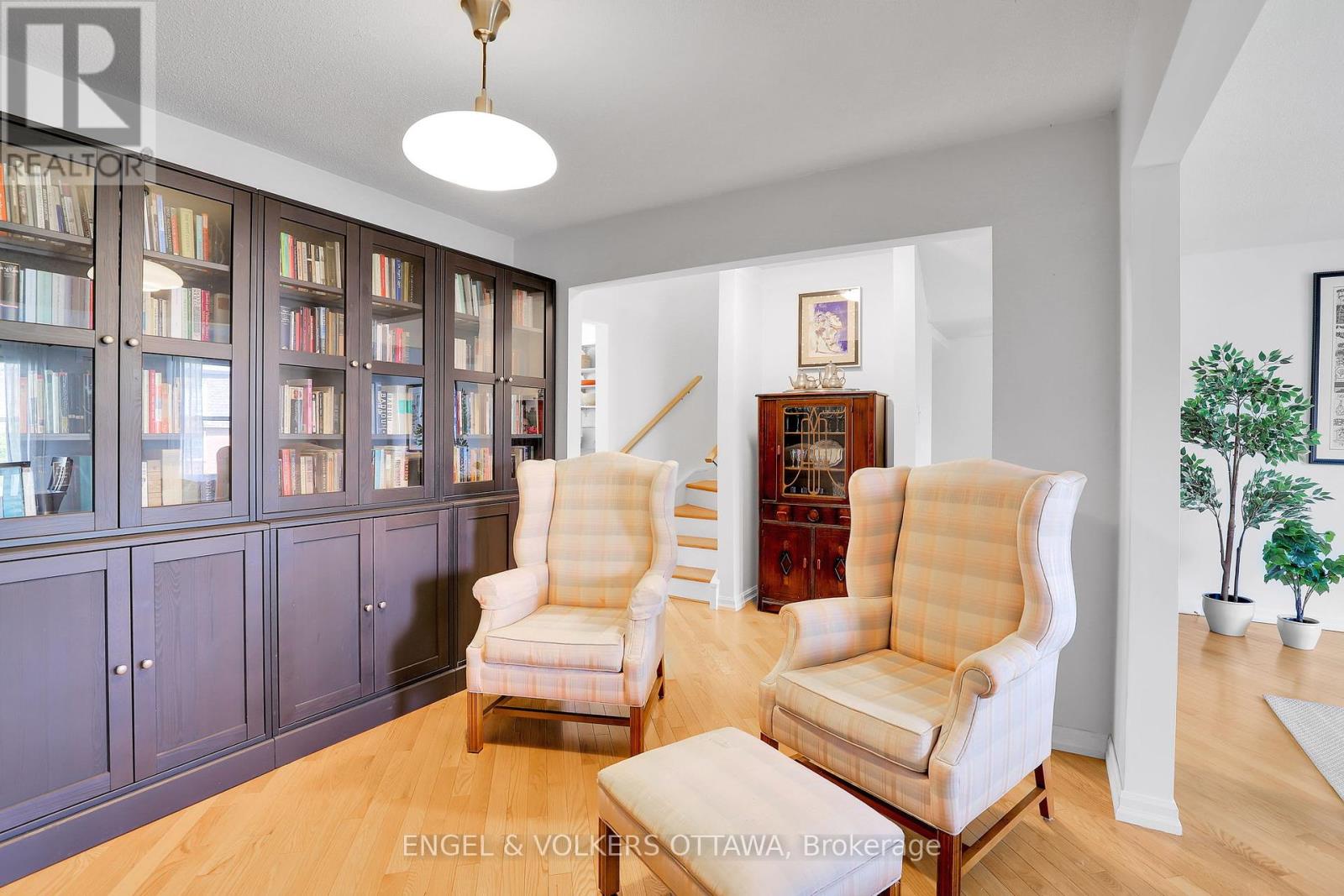 1089 Borden Side Road