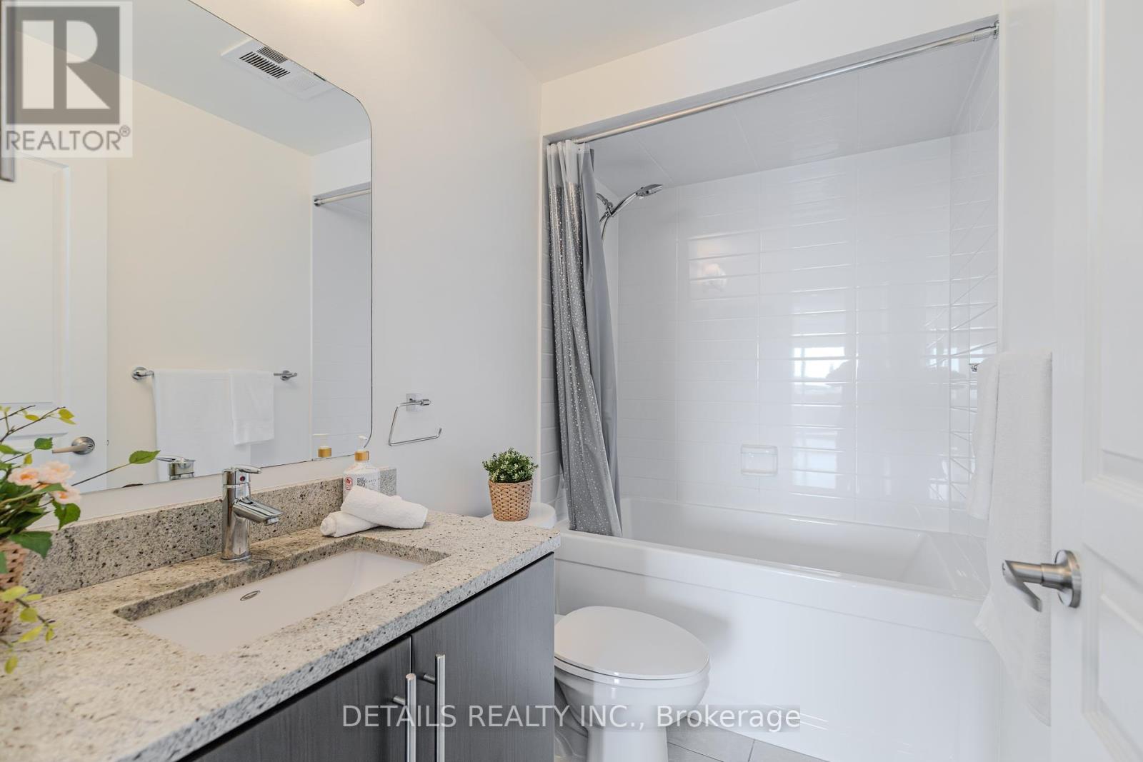 #717 - 238 Besserer Street