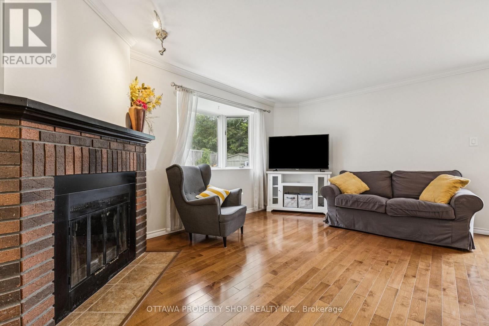 67 Gentle Gate Crescent