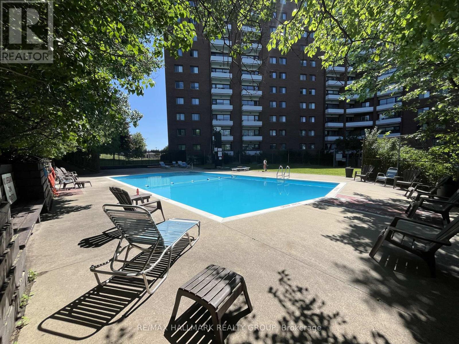 1015 - 20 Chesterton Drive