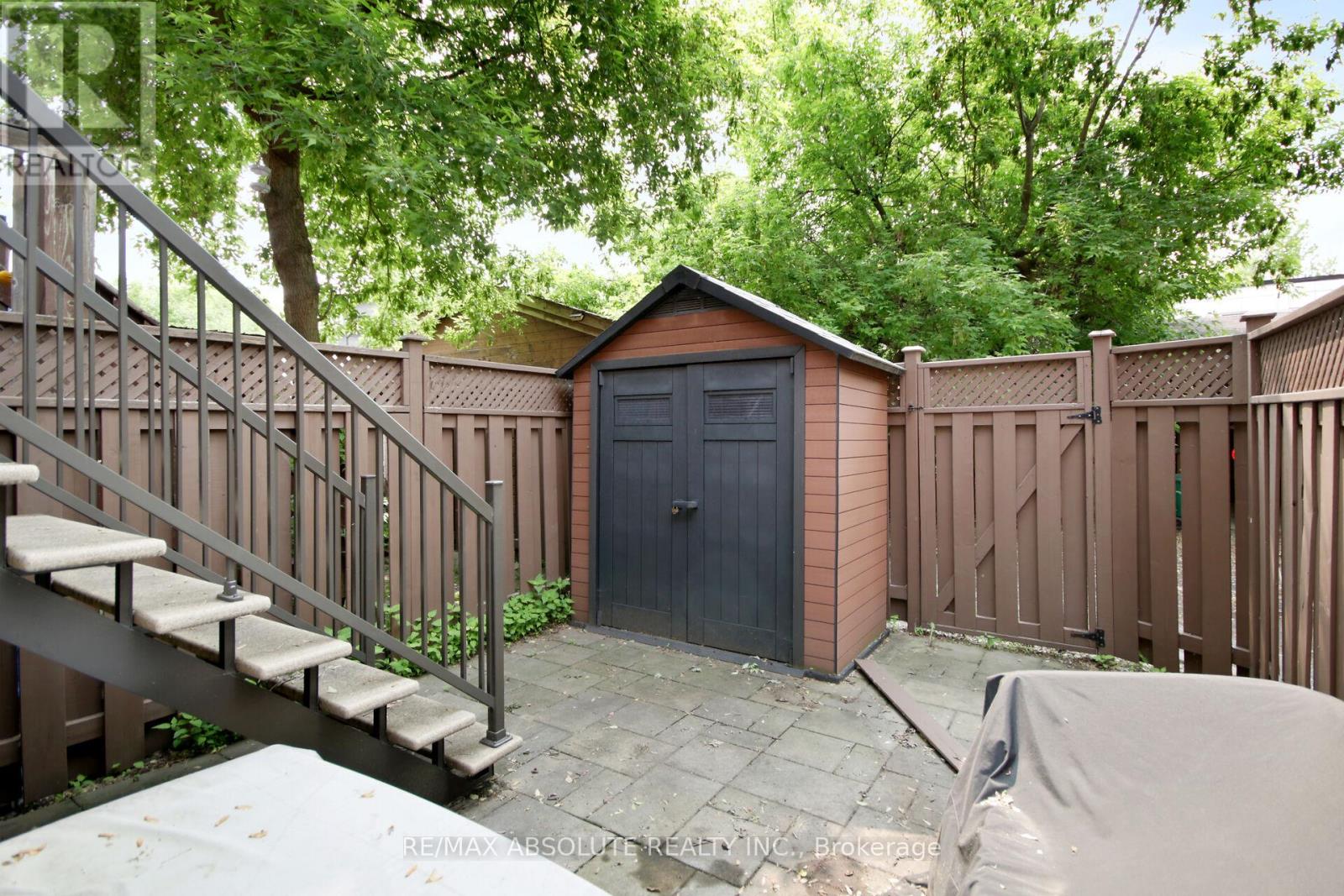 252 Bruyere Street