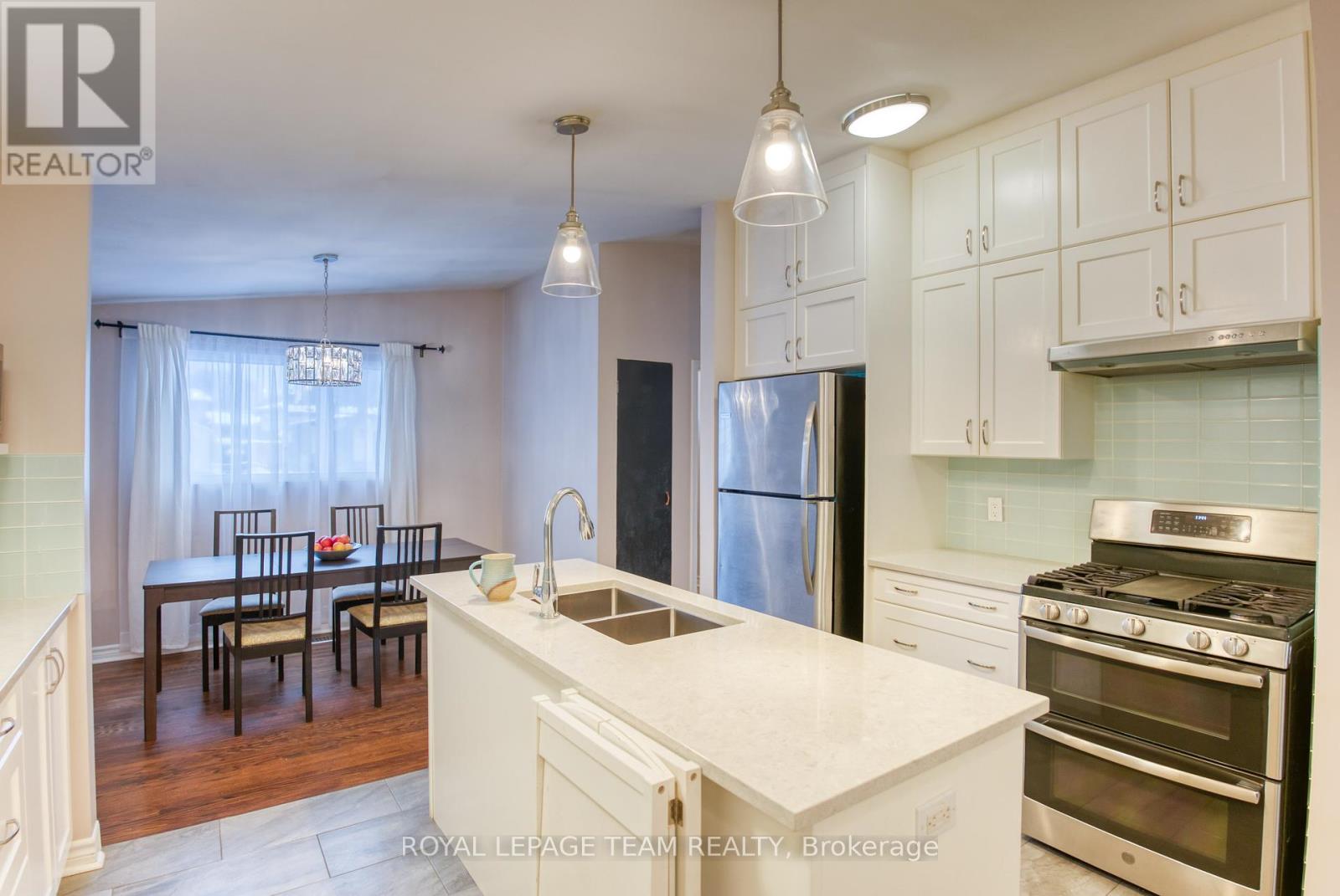 2010 Featherston Drive