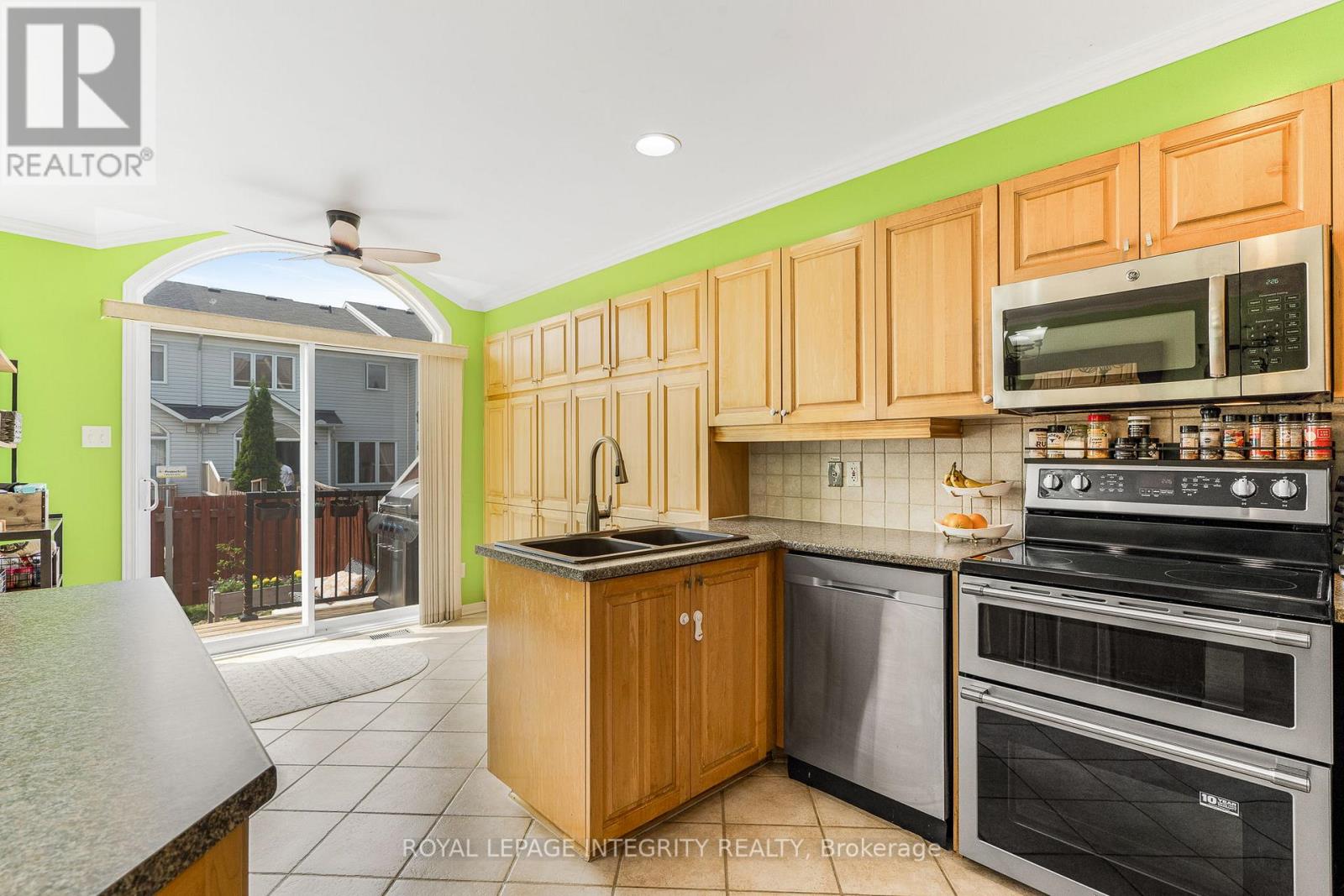 2263 Silverado Crescent