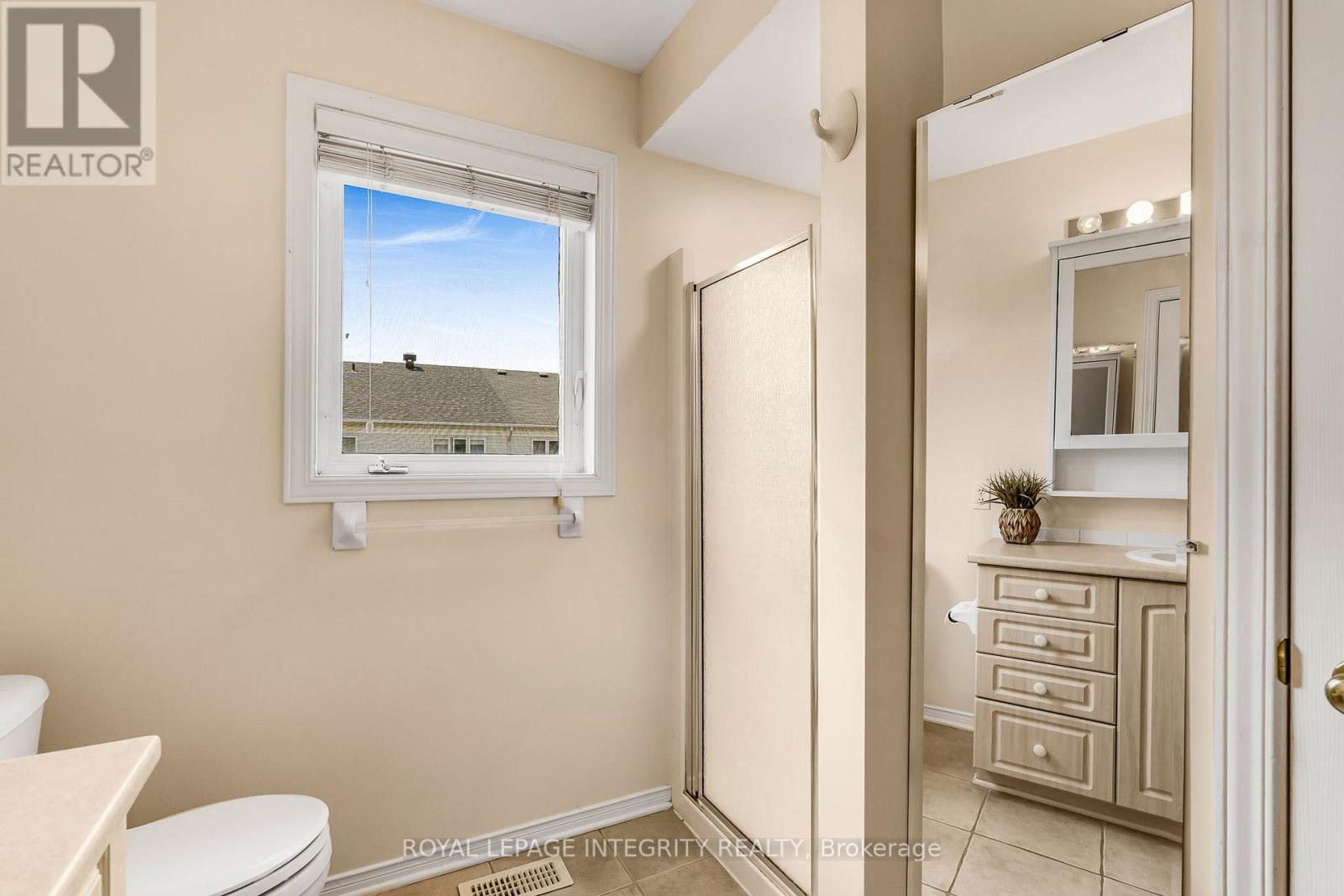 2263 Silverado Crescent