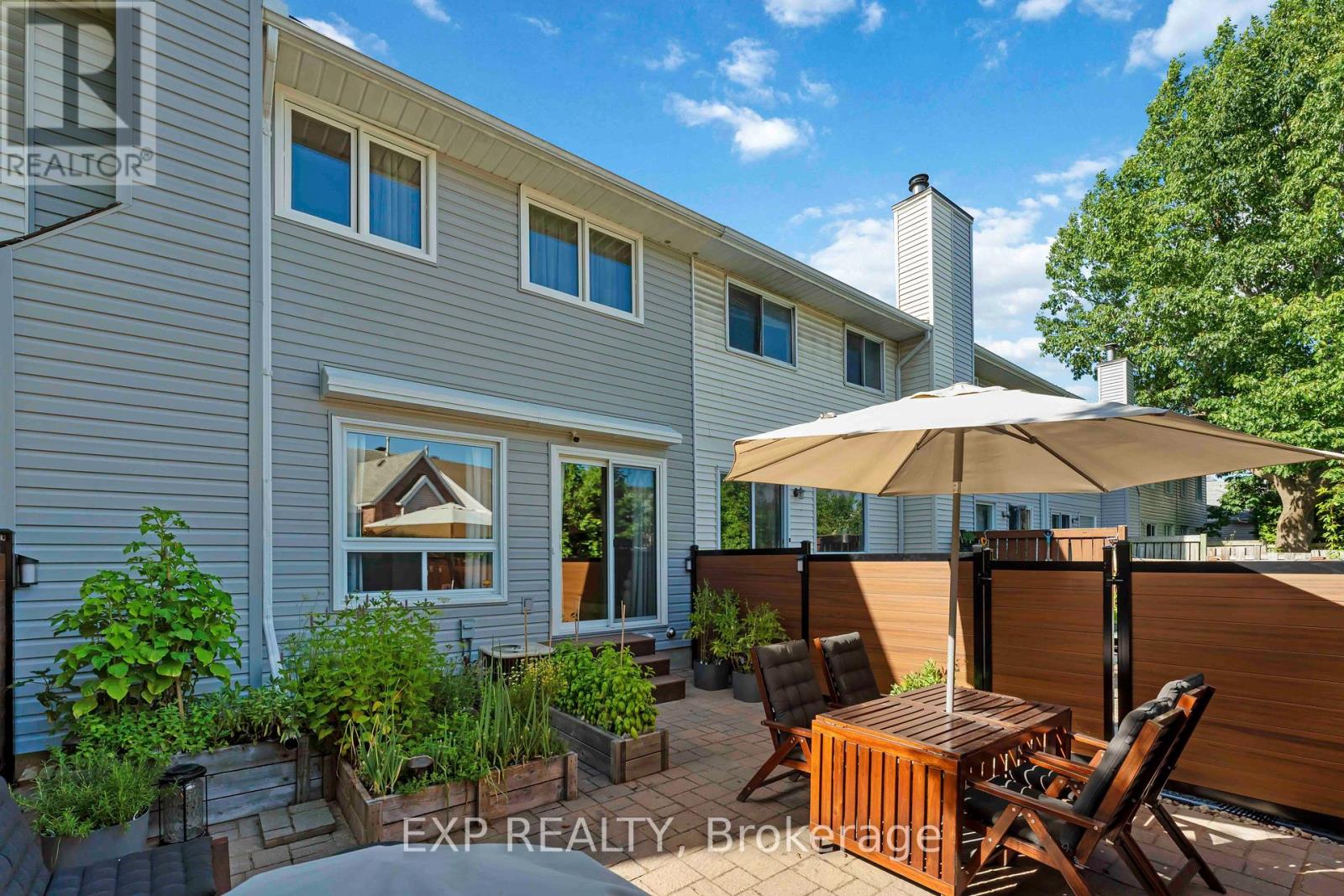 84 Royal Oak Court