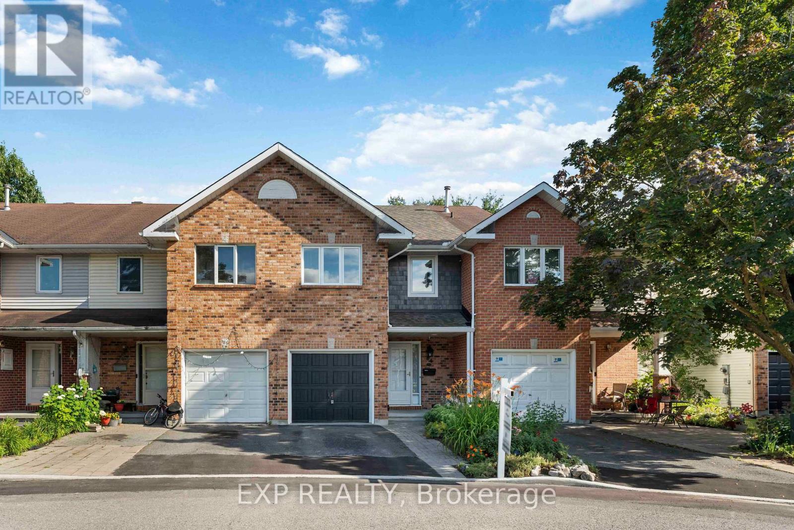 84 Royal Oak Court
