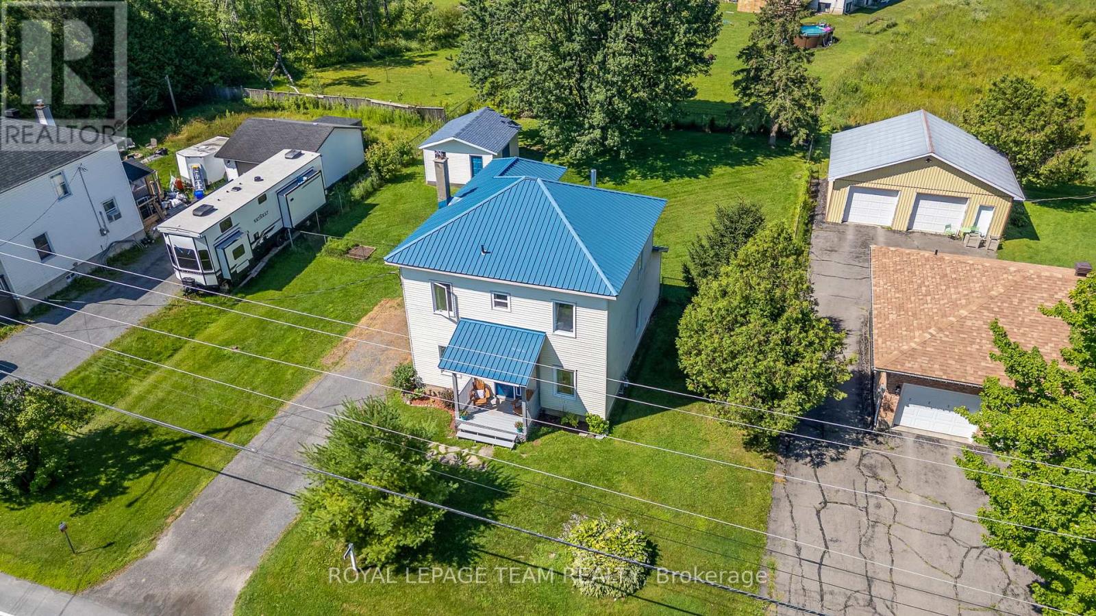 3242 Gendron Road