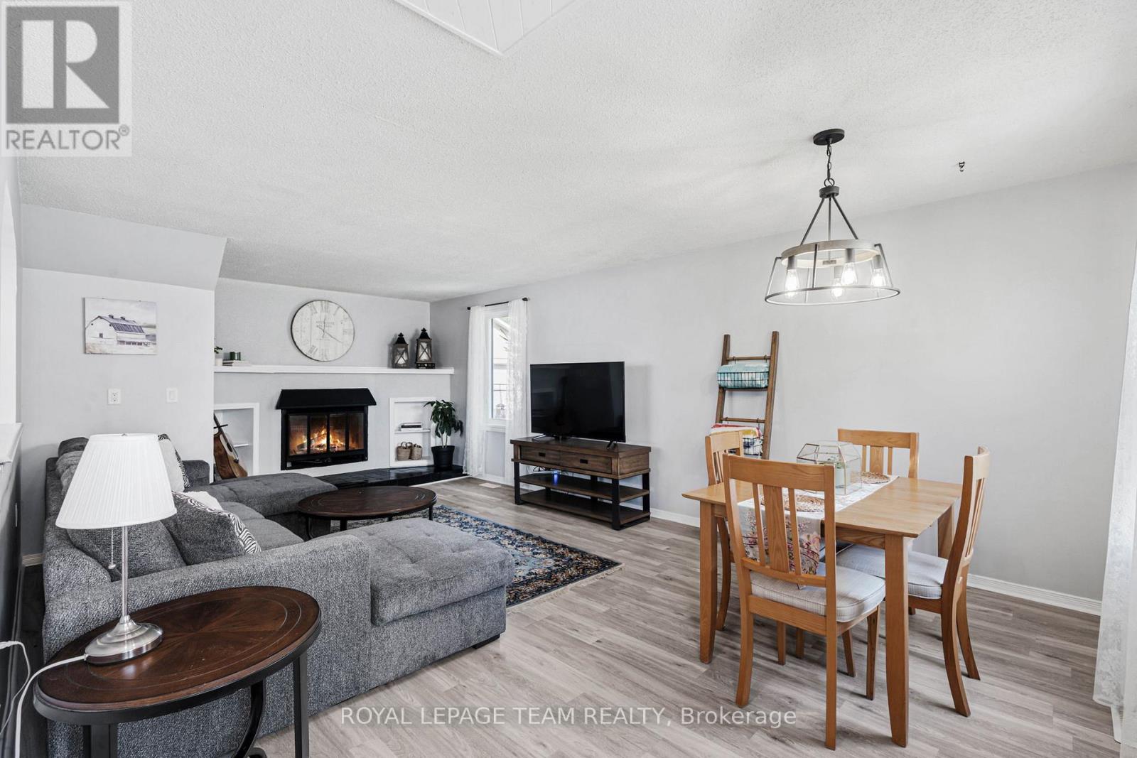 3242 Gendron Road