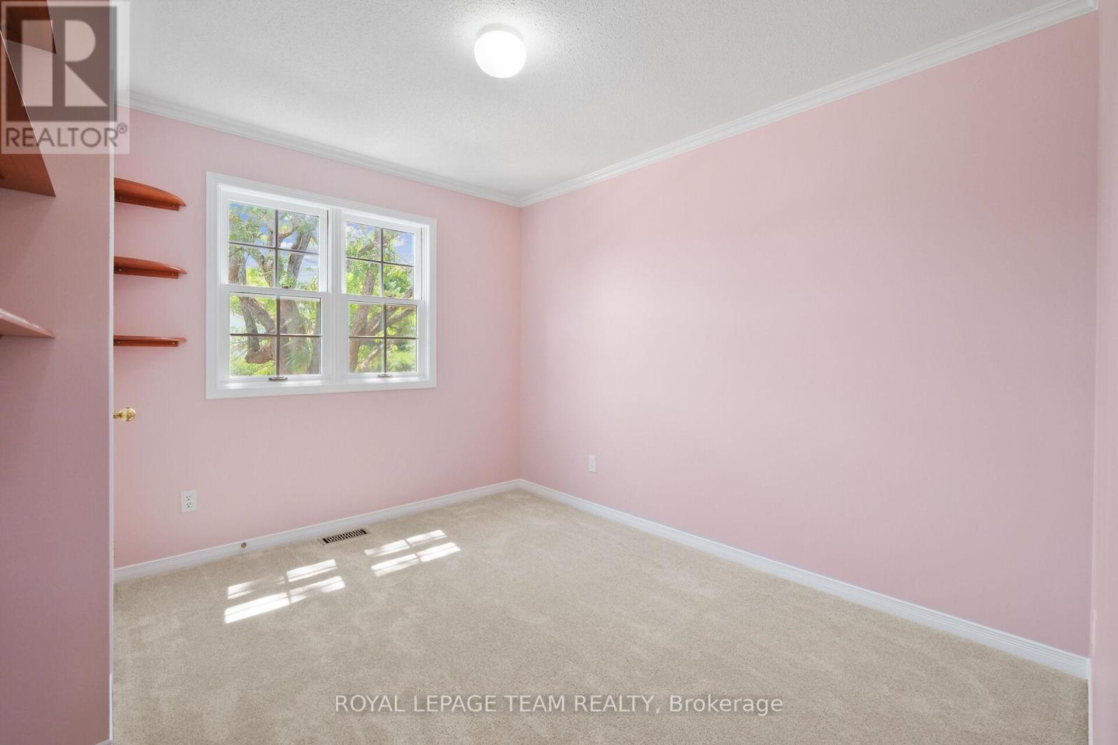 20 Renshaw Avenue