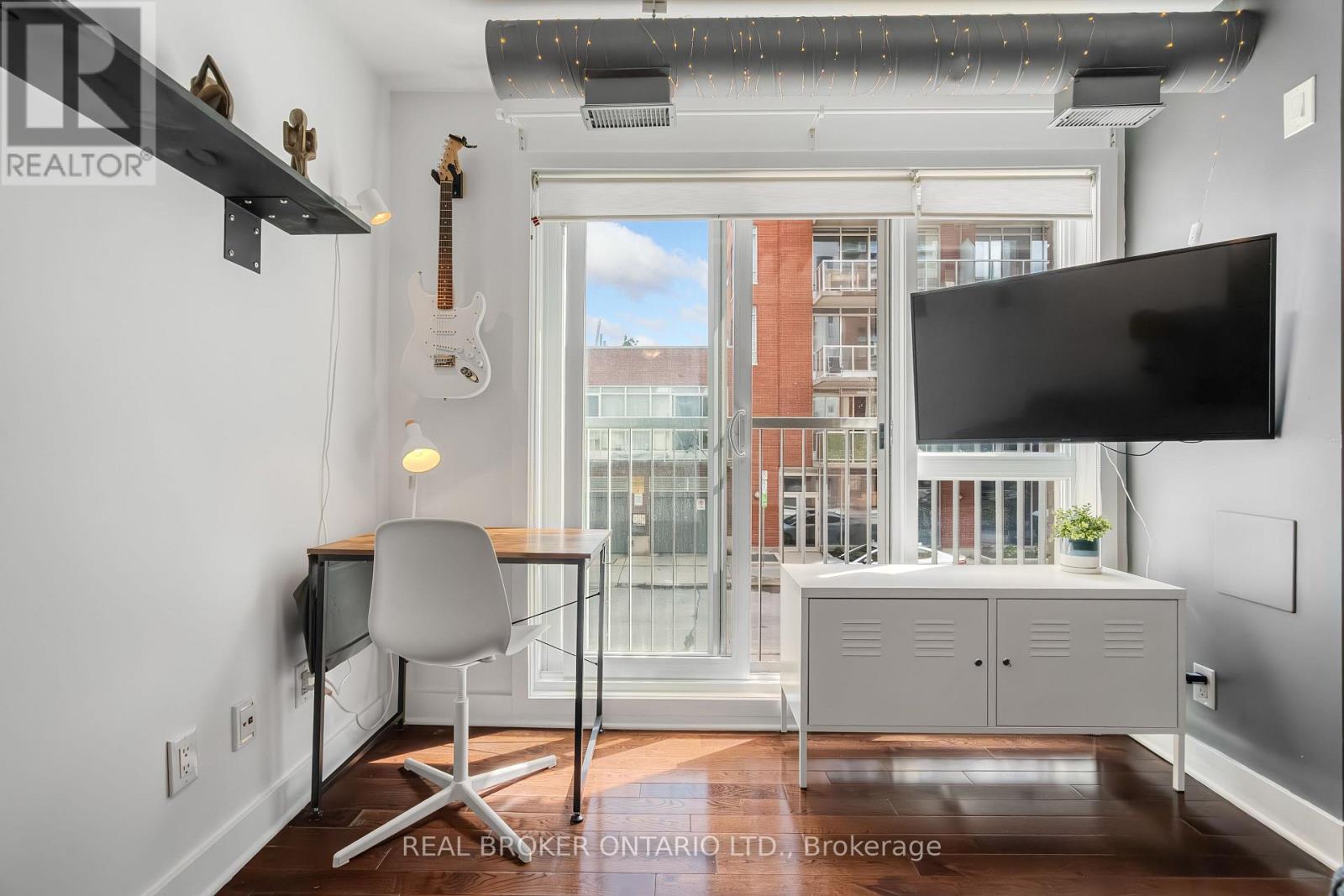 102 - 360 Cumberland Street