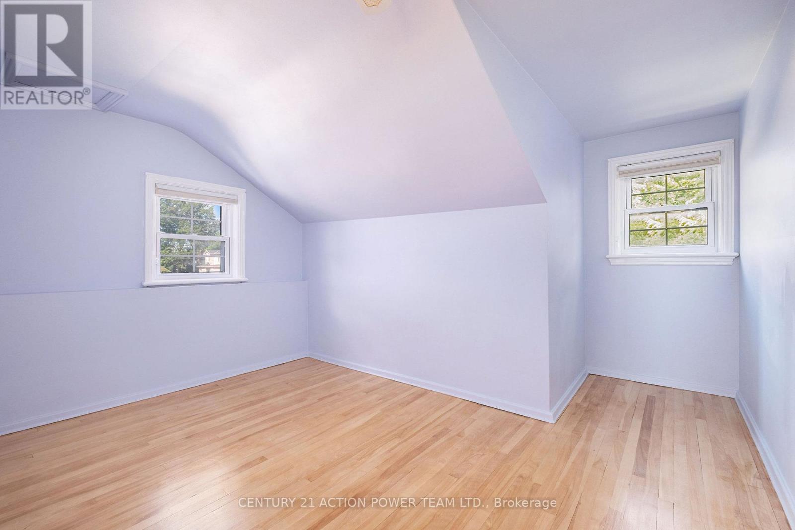 1318 Brookline Avenue