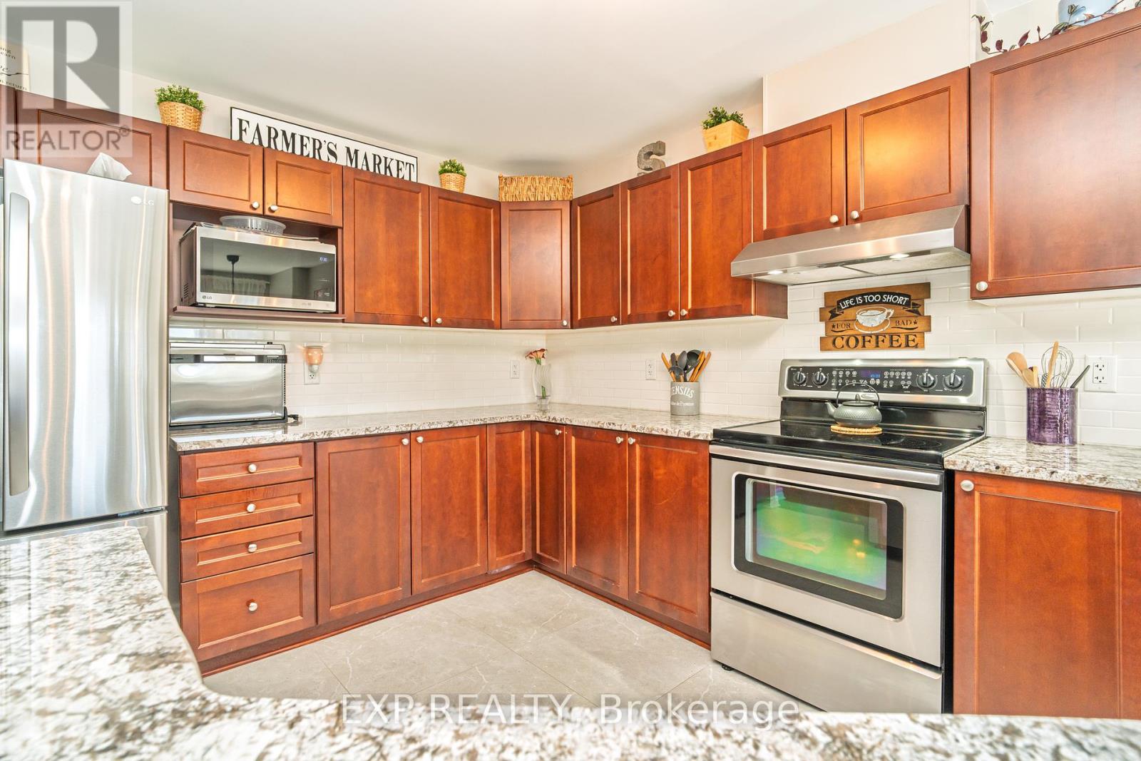 1836 Arrowgrass Way