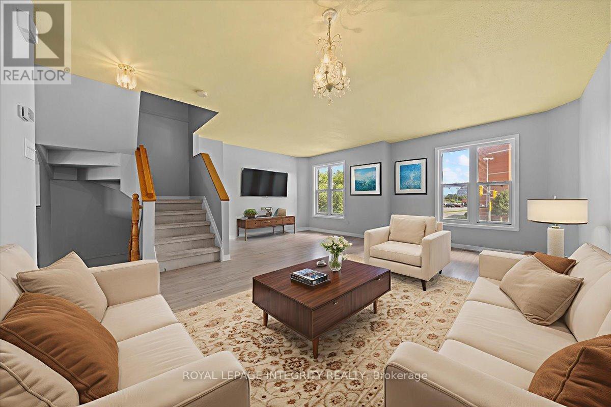 209 Arcola Private