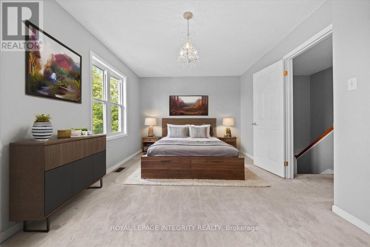 209 Arcola Private