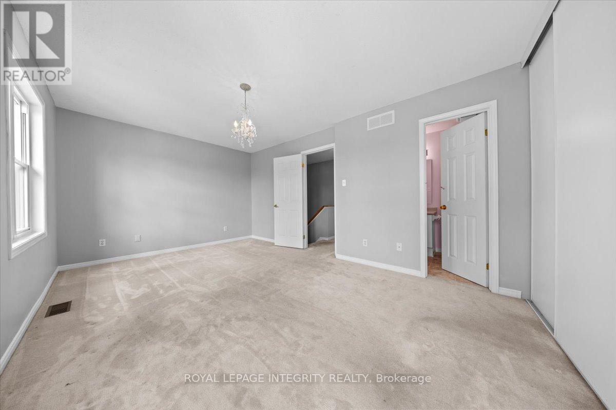 209 Arcola Private