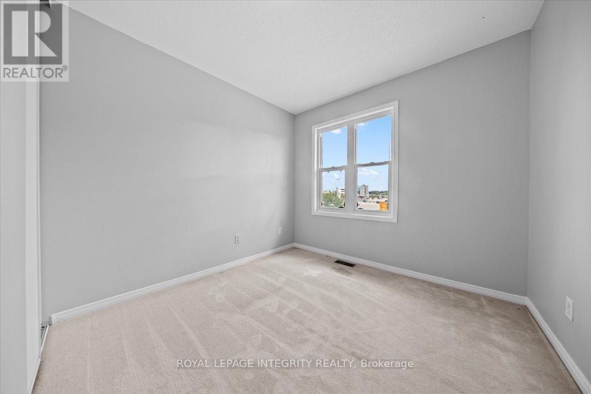 209 Arcola Private