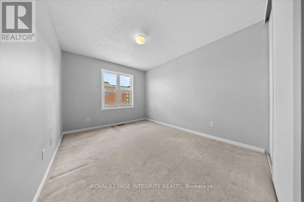 209 Arcola Private