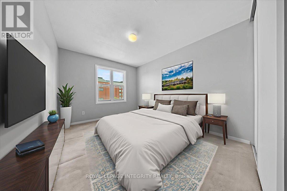 209 Arcola Private