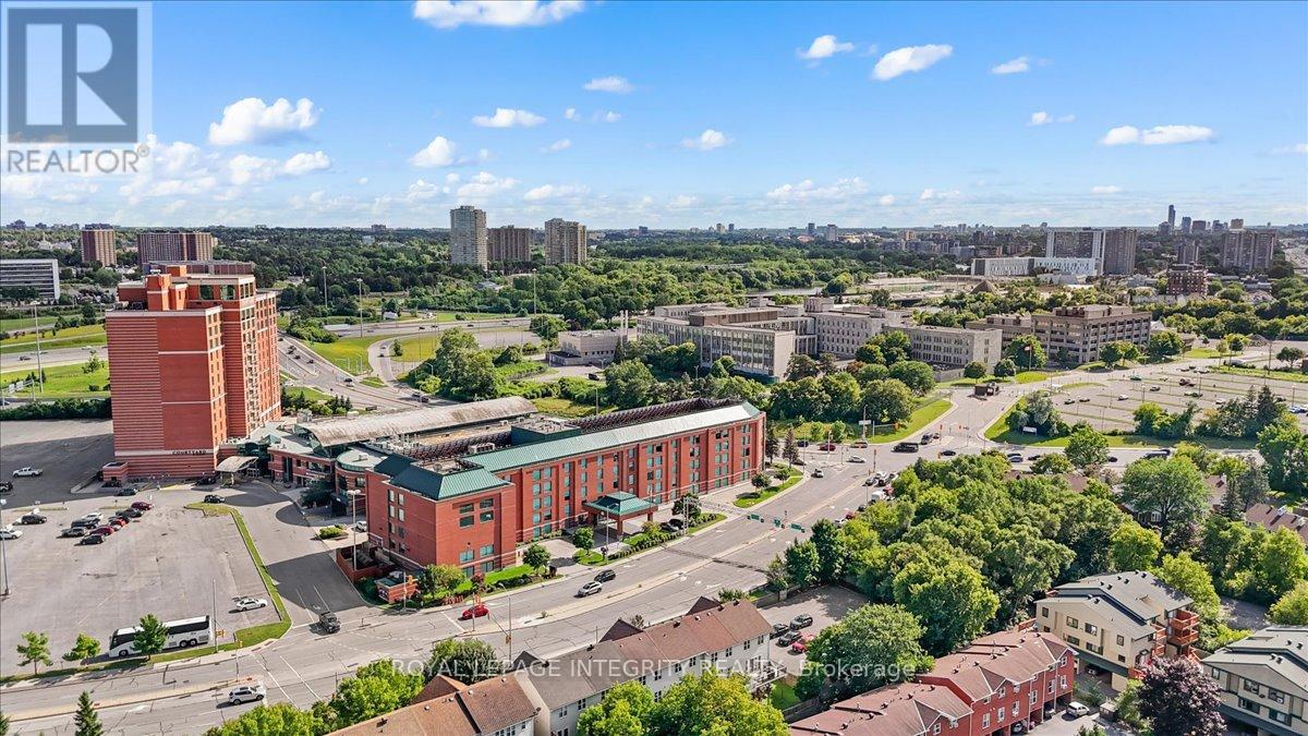 209 Arcola Private