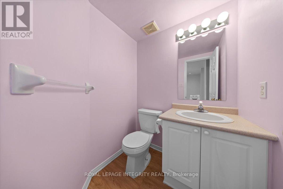 209 Arcola Private