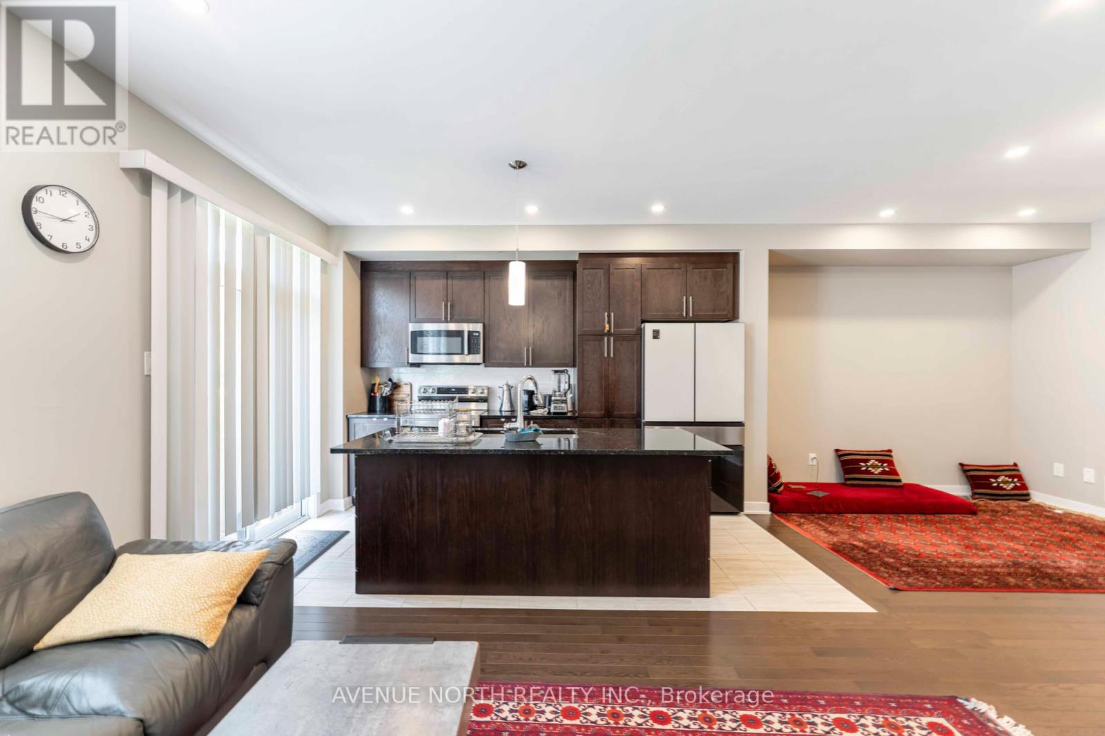 1018 Kijik Crescent